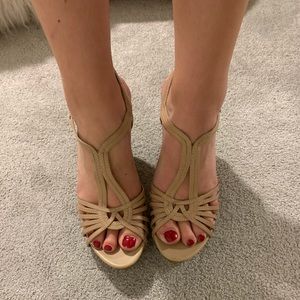 Tan Wedges